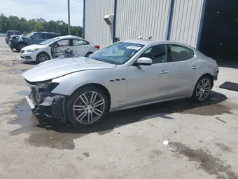 2018 Maserati Ghibli ZAM57XSL8J1268626