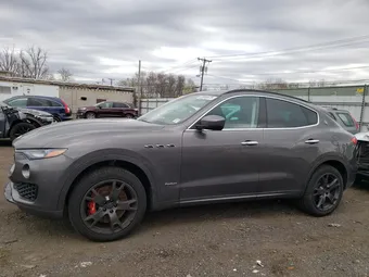 2018 Maserati Levante ZN661YUS4JX302318