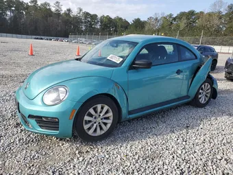 2018 Volkswagen Beetle 3VWFD7AT4JM716511