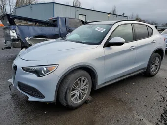 2022 Alfa Romeo Stelvio ZASPAKAN5N7D40705