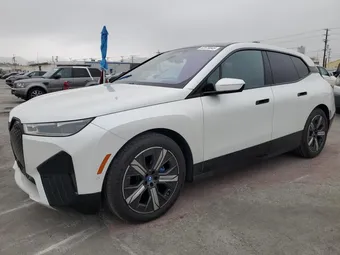 2022 BMW iX WB523CF08NCJ43045
