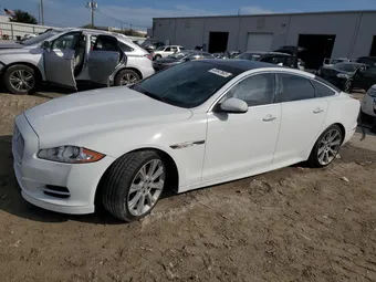 2015 Jaguar XJ SAJWA1CZ9F8V88418