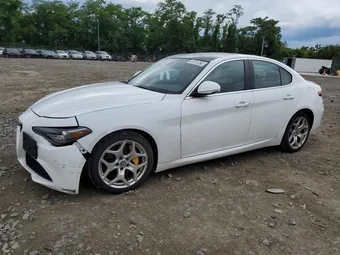 2018 Alfa Romeo Giulia ZARFAEEN4J7589643