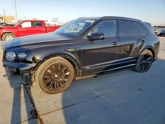 2021 Bentley Bentayga SJAAR2ZV7MC036102
