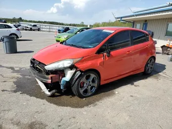 2015 Ford Fiesta 3FADP4GX4FM190145