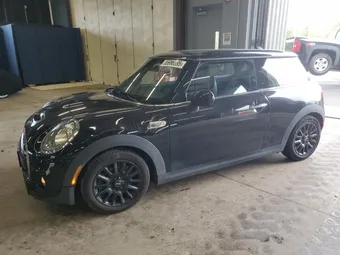 2017 Mini Hardtop 2 Door WMWXP7C56H2A45082