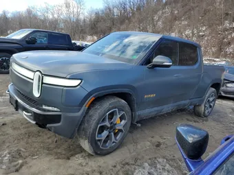 2022 Rivian R1T 7FCTGAAA1NN007114