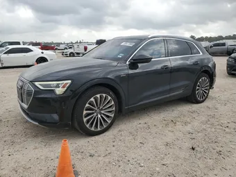 2019 Audi e-tron WA1VABGE4KB021614