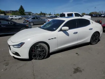 2015 Maserati Ghibli ZAM57RTA4F1134471