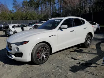 2017 Maserati Levante ZN661YUA0HX211984