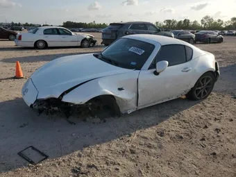 2022 Mazda MX-5 Miata JM1NDAM77N0501997