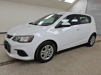 2017 Chevrolet Sonic 1G1JG6SH9H4175446