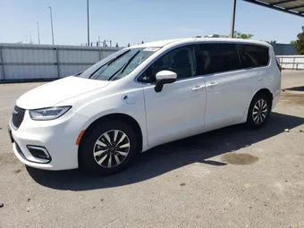 2023 Chrysler Pacifica Hybrid 2C4RC1L71PR588598