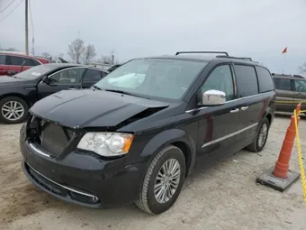 2016 Chrysler Town & Country 2C4RC1CG1GR233124