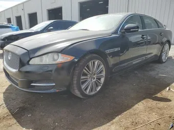2016 Jaguar XJ-Series SAJWJ2GD5G8V96800