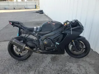 2022 Suzuki GSXR750 JS1GR7MA3N7100358