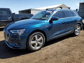2019 Audi e-tron WA1VABGE3KB021636