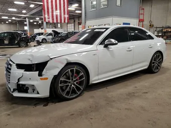 2018 Audi RS4 WAUC4AF43JA002626