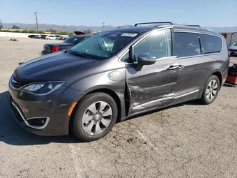 2018 Chrysler Pacifica Hybrid 2C4RC1N79JR111874