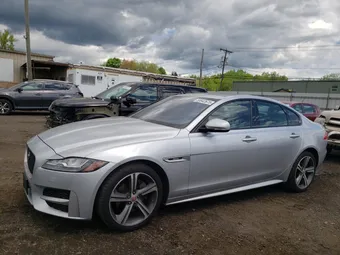 2017 Jaguar XF SAJBL4BN6HCY44054