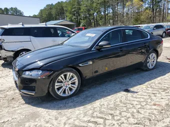 2017 Jaguar XF SAJBJ4BV7HCY31982