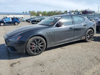 2020 Maserati Ghibli ZAM57YTS1L1351135