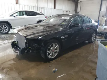 2018 Jaguar XE SAJAJ4FX1JCP37996