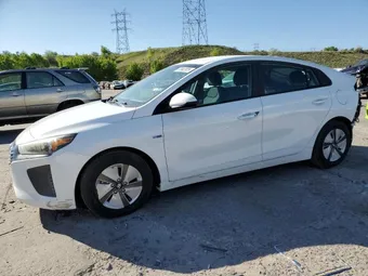 2018 Hyundai Ioniq KMHC65LC4JU096316