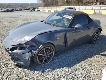 2020 Mazda MX-5 Miata JM1NDAD72L0413968