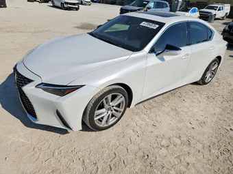 2021 Lexus IS JTHC81F25M5043518