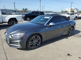 2018 Audi RS5 WAUY4GF57JN005703