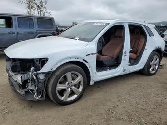2019 Audi e-tron WA1LAAGE5KB022305