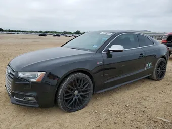 2015 Audi RS5 WAUCGAFR3FA025415