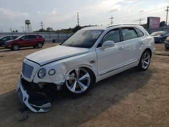 2019 Bentley Bentayga SJAAM2ZV4KC025246