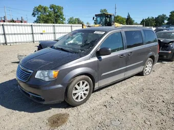 2016 Chrysler Town & Country 2C4RC1BG1GR156305