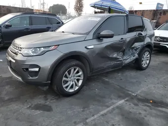 2017 Land Rover Discovery SALCR2BG1HH683907