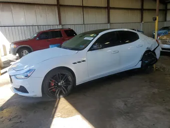 2017 Maserati Ghibli ZAM57RTAXH1221570