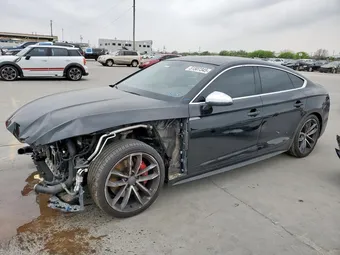 2019 Audi RS5 WAUC4CF54KA044826