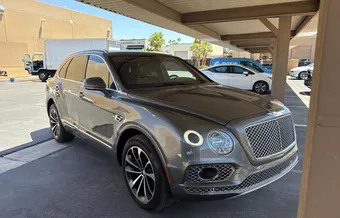 2017 Bentley Bentayga SJAAC2ZV4HC014422
