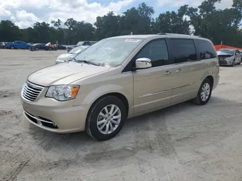 2015 Chrysler Town & Country 2C4RC1GG9FR743939