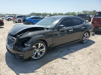 2018 Infiniti Q70 JN1BY1AP5JM180916