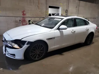 2016 Jaguar XF SAJBK4BV3GCY19260