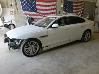 2016 Jaguar XF SAJBE4BV6GCY03951