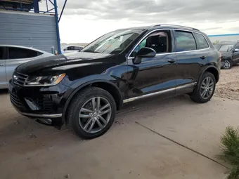 2016 Volkswagen Touareg WVGEP9BP4GD000520