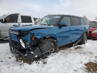 2025 Rivian R1S 7PDSGCBP3SN059428