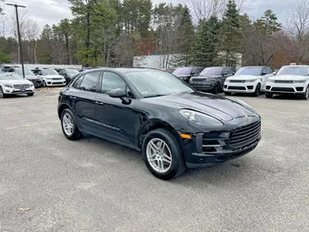 2020 Porsche Macan WP1AA2A56LLB01665