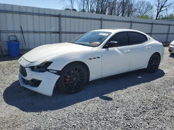 2019 Maserati Ghibli ZAM57XSA5K1335540