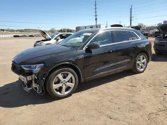 2019 Audi e-tron WA1LABGE6KB014901