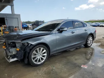 2017 Volvo S90 YV1A22MK9H1000410