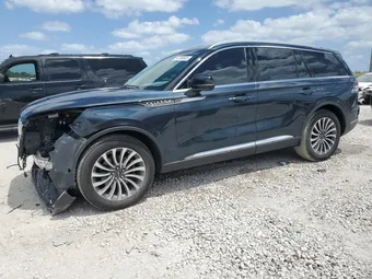 2024 Lincoln Aviator 5LM5J7WC7RGL01388